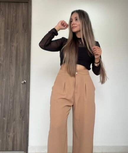 Ref. 015: Pantalón corte clásico en color miel