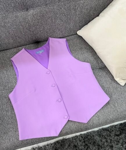 Ref. 028: Chaleco corto con pinza lateral - lila