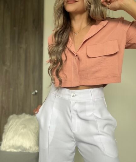 Ref. 053: Blusa corta con bolsillos parche - salmon