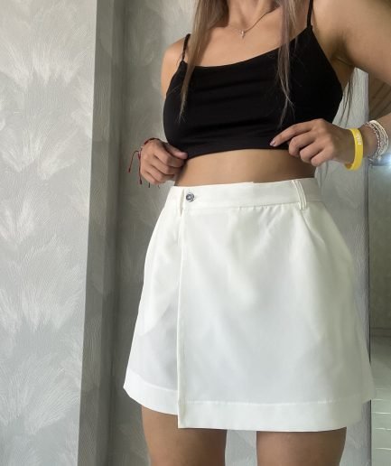 Ref. 060: Falda/short liviana - color hueso