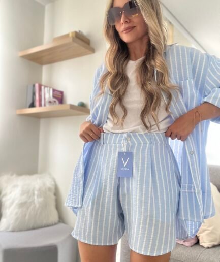 Ref. 068: Set short y camisera oversize - azul cielo con rayas