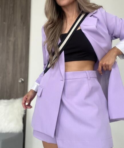 Ref. 069: Set blazer semioversize y falda/short - lila nude