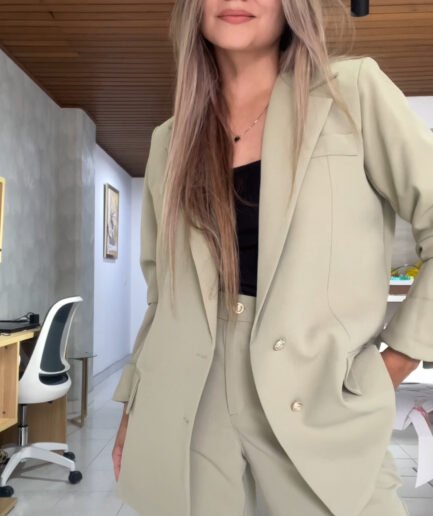 Ref.077: Blazer semioversize y pantalón clásico semicampana - verde manzana