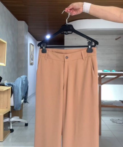 Ref. 084-2: Pantalón recto - miel